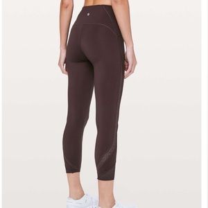 Lululemon Strength & Sweat Crop *23"
